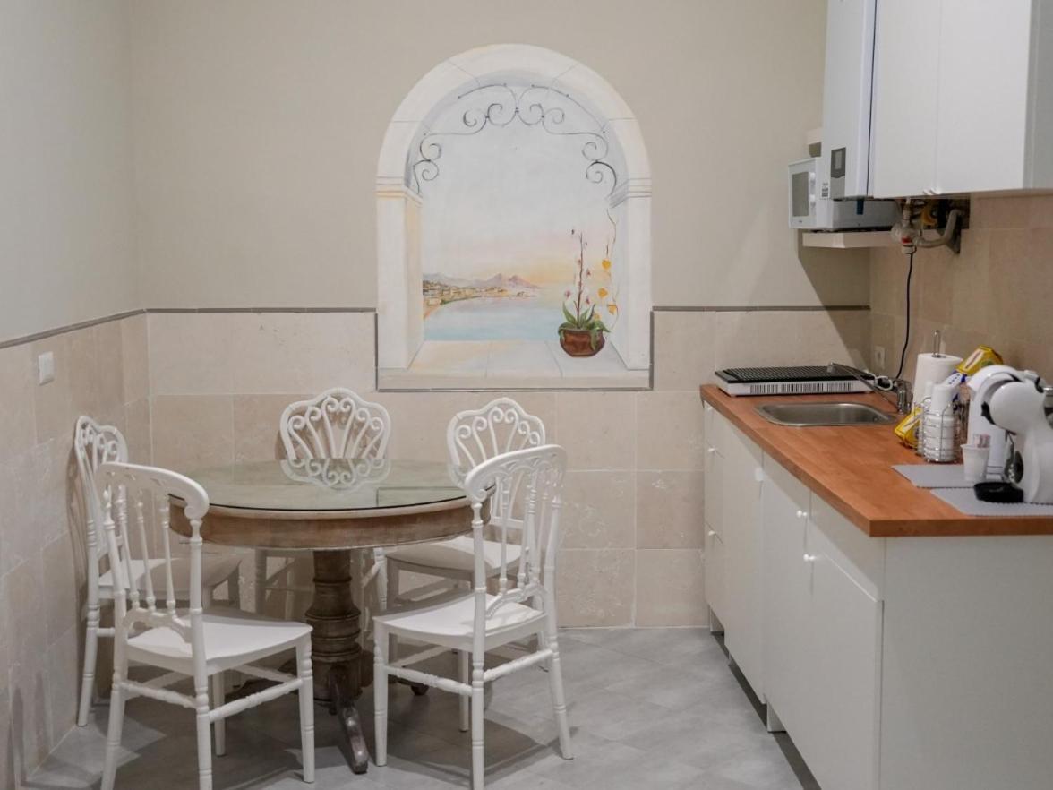 Il Salotto Di Chiaia Ξενοδοχείο Νάπολη Εξωτερικό φωτογραφία